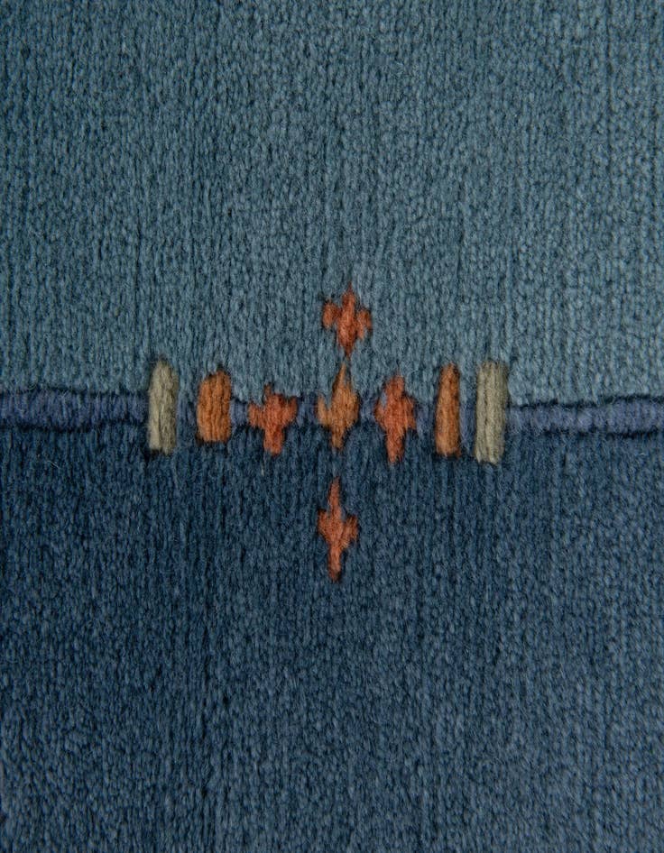 Detail image of  4' 9 x 6' 7  Hand Knotted Nepal Wool Rug