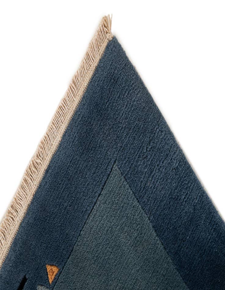 Detail image of  2' 1 x 3' 1  Hand Knotted Nepal Wool Rug