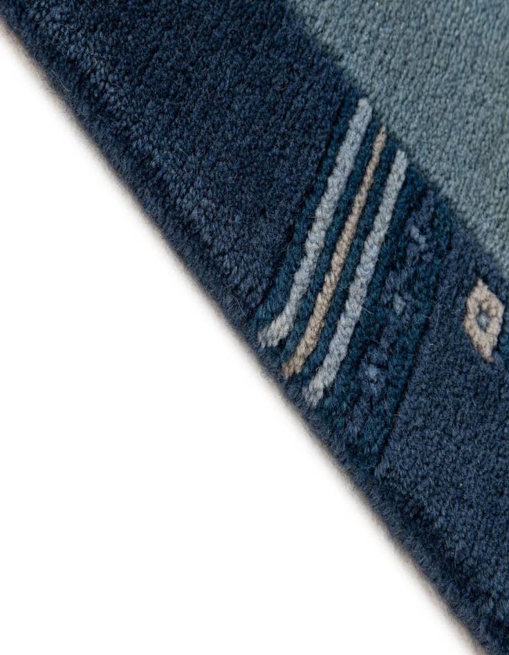 Detail image of  2' 1 x 3' 3  Hand Knotted Nepal Wool Rug