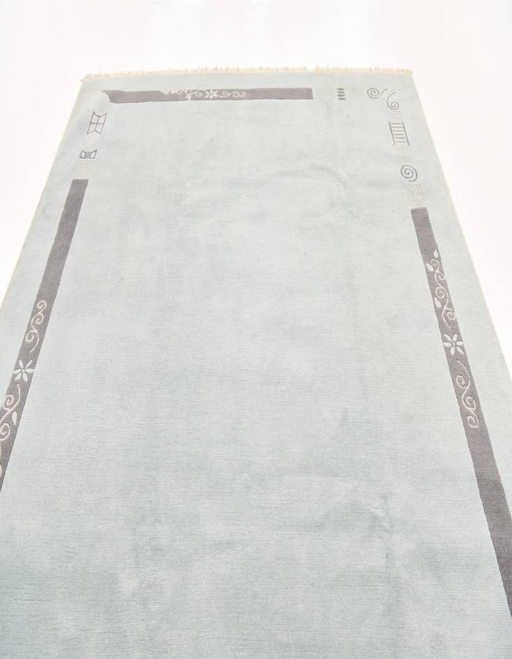 Detail image of 7' 4 x 9' 2 Hand Knotted Nepal Wool Rug