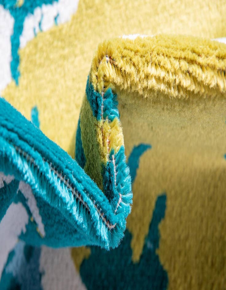 Detail image of Jane Seymour 8' x 10' Open Hearts Rug