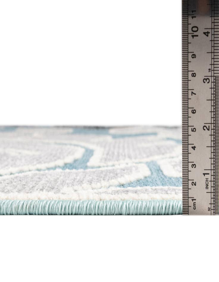 Detail image of  5' 3 x 7' 7  Washable  Indoor / Outdoor Rug