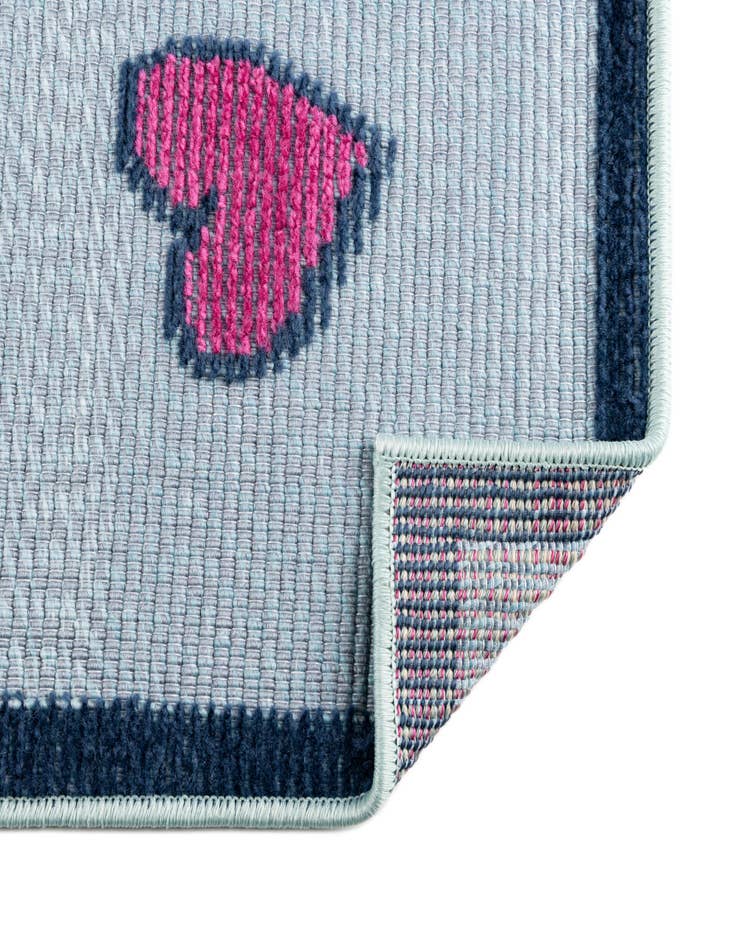 Detail image of  5' 3 x 7' 7  Washable  Indoor / Outdoor Rug