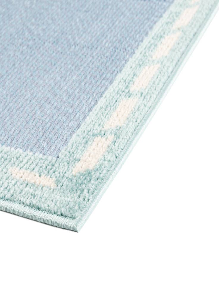 Detail image of  5' 3 x 7' 7  Washable  Indoor / Outdoor Rug