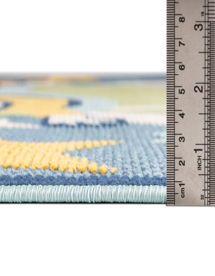 Detail image of  5' 3 x 7' 7  Washable  Indoor / Outdoor Rug