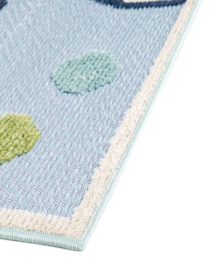 Detail image of  5' 3 x 7' 7  Washable  Indoor / Outdoor Rug