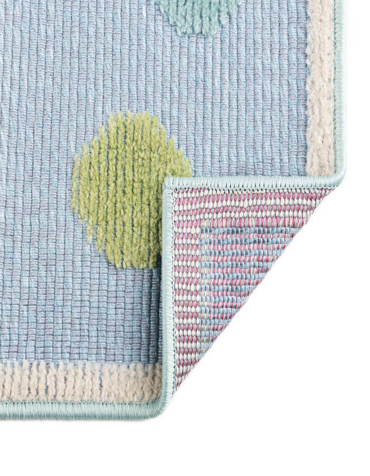 Detail image of  5' 3 x 7' 7  Washable  Indoor / Outdoor Rug