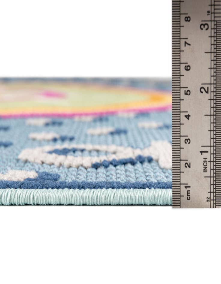 Detail image of  5' 3 x 7' 7  Washable  Indoor / Outdoor Rug