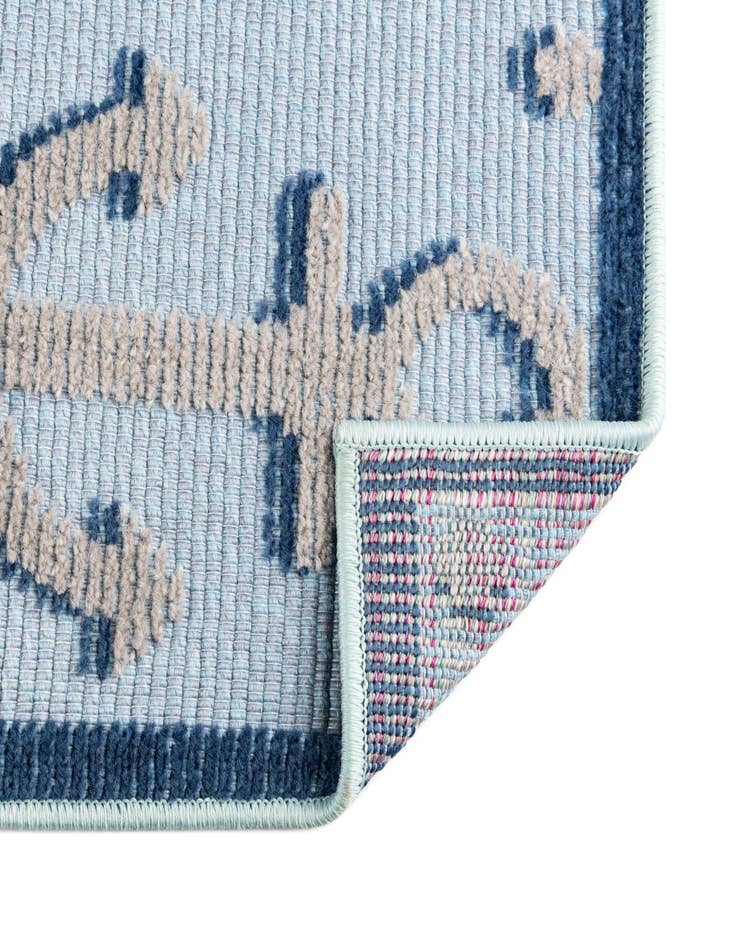 Detail image of  5' 3 x 7' 7  Washable  Indoor / Outdoor Rug