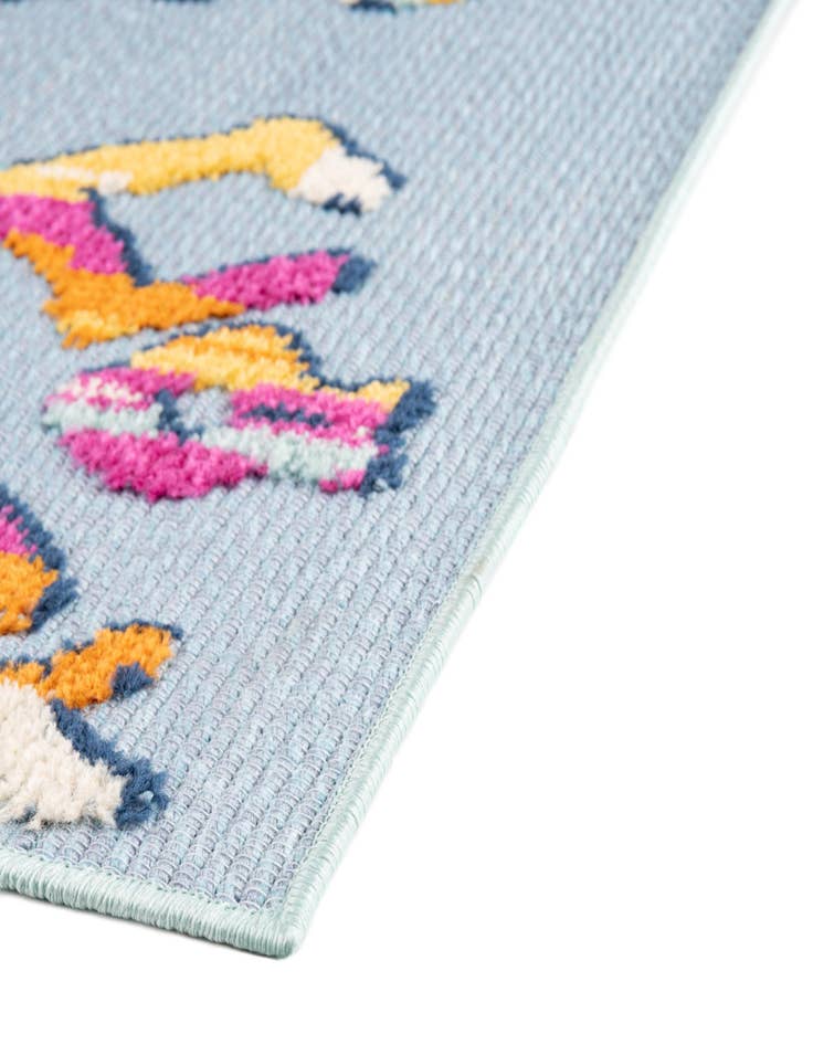 Detail image of  5' 3 x 7' 7  Washable  Indoor / Outdoor Rug