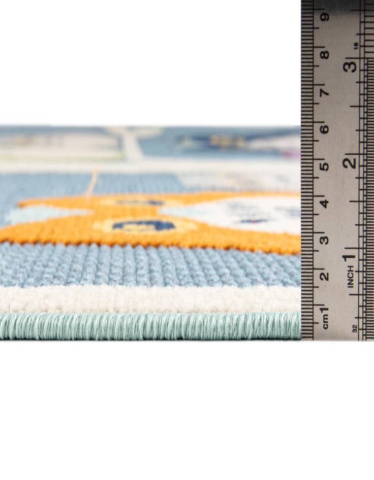 Detail image of  5' 3 x 7' 7  Washable  Indoor / Outdoor Rug