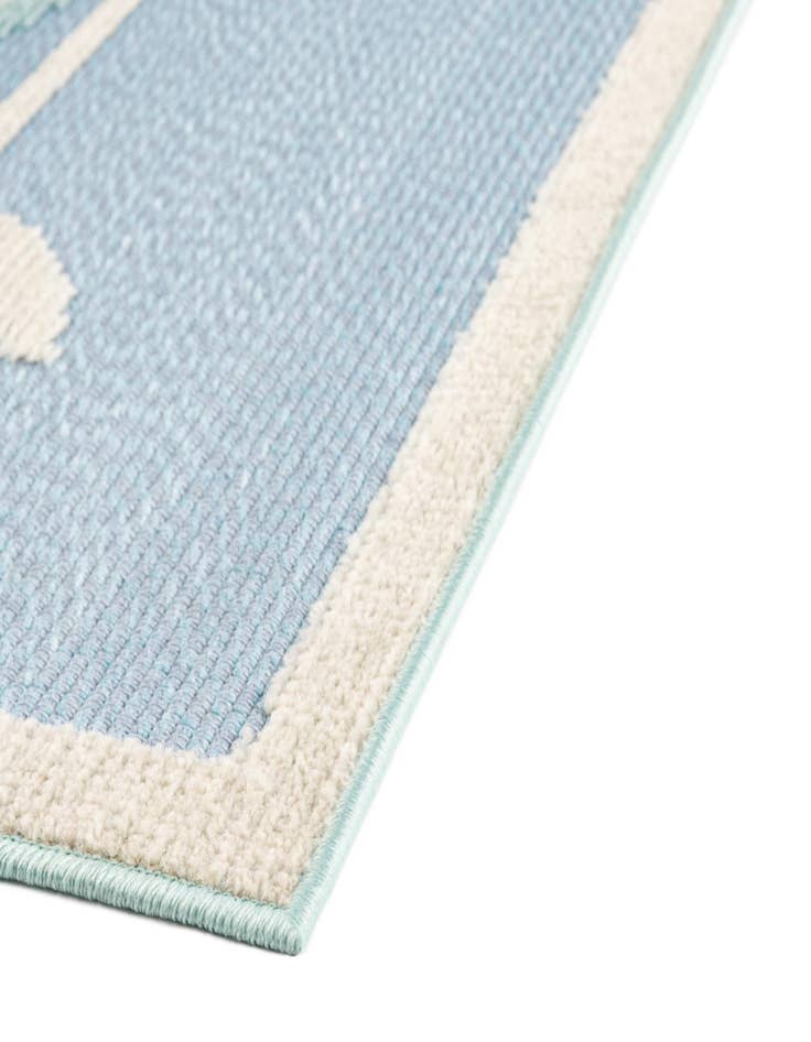 Detail image of  5' 3 x 7' 7  Washable  Indoor / Outdoor Rug