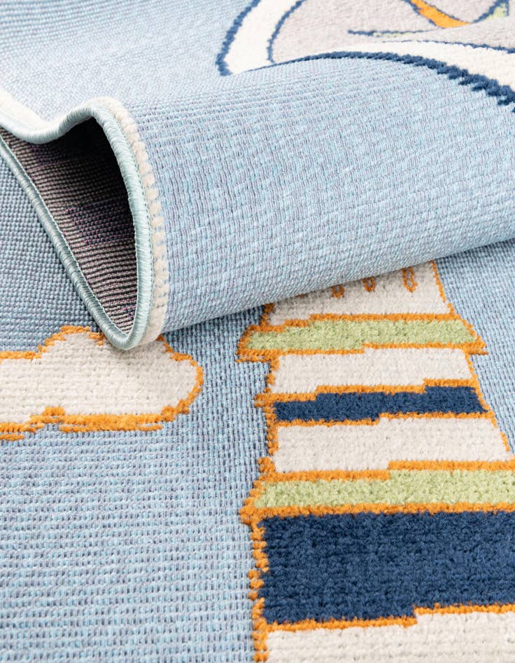 Detail image of  5' 3 x 7' 7  Washable  Indoor / Outdoor Rug