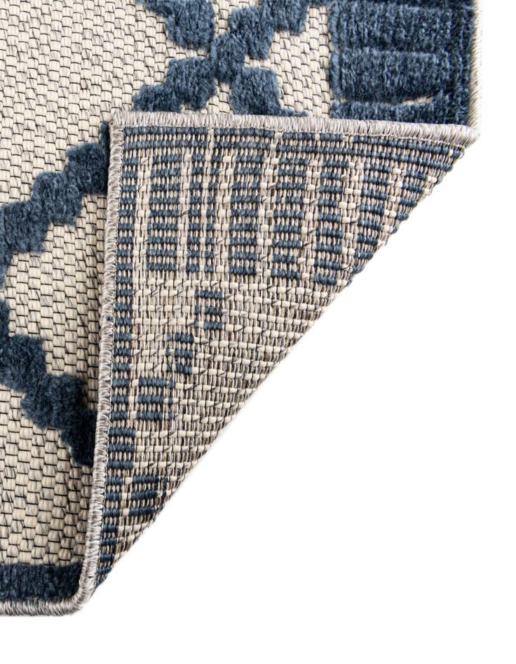Detail image of  4' 9 x 7'  Washable  Indoor / Outdoor Rug