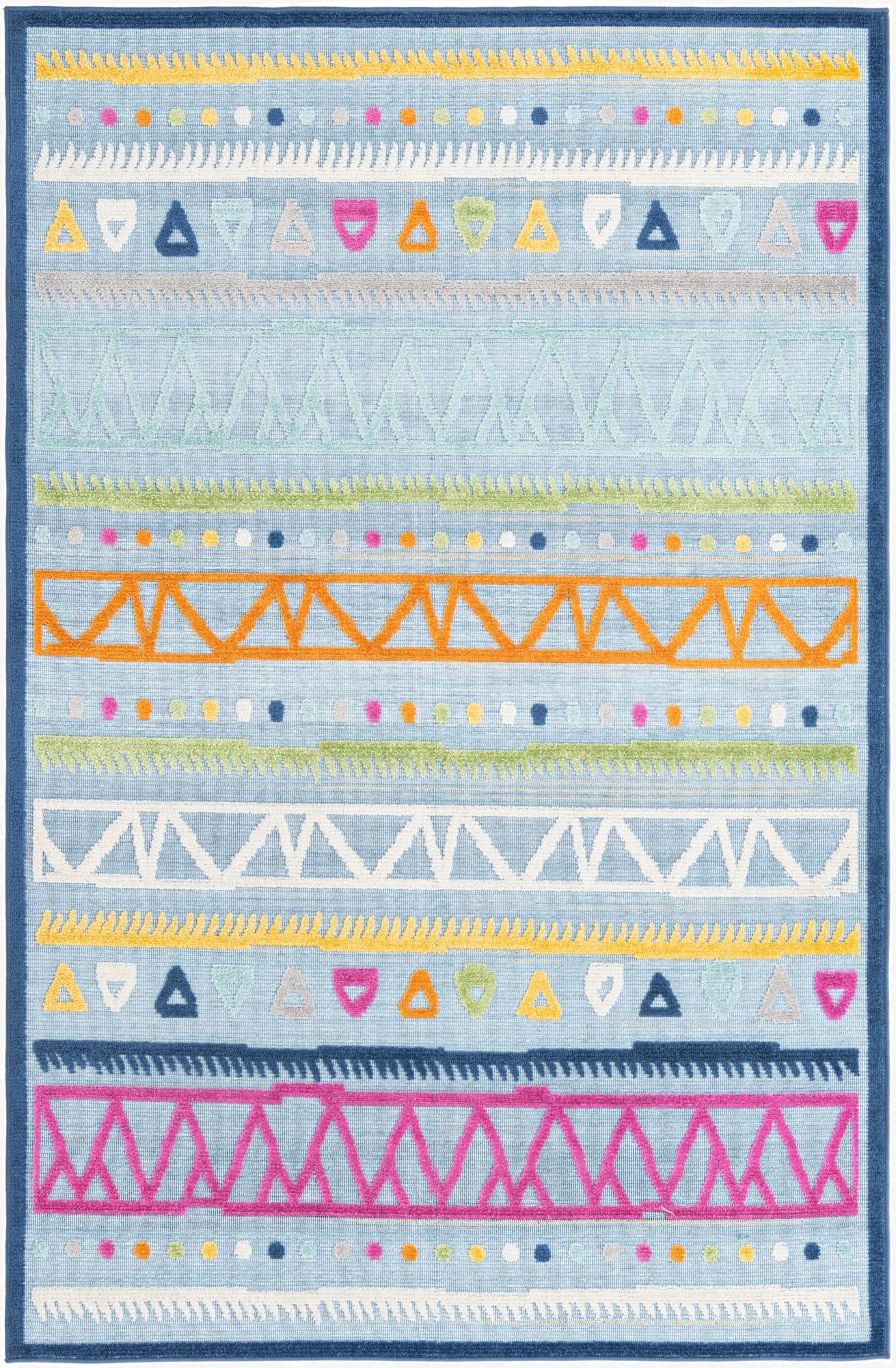  4' 7 x 7' 3  Washable  Indoor / Outdoor Rug