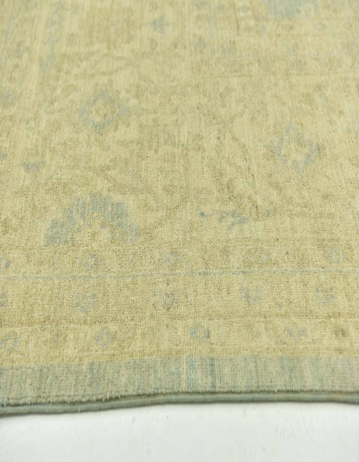 Detail image of  11' 10 x 18'  Hand Knotted Peshawar Ziegler Rug