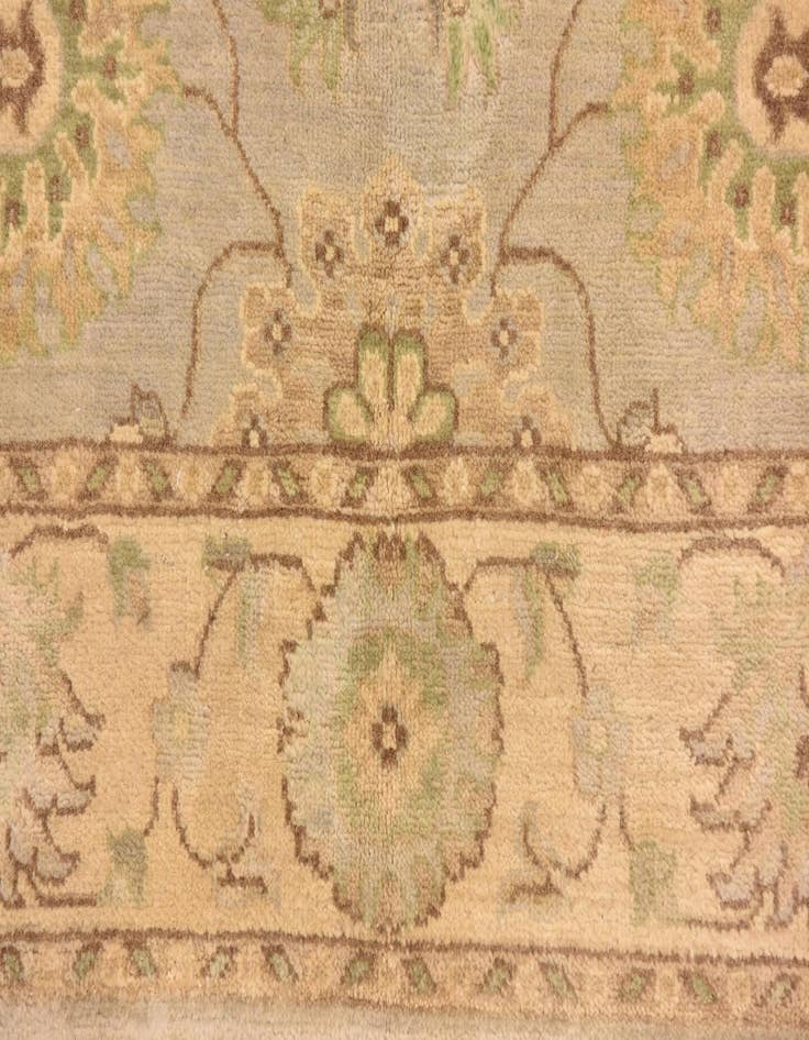 Detail image of  4' 1 x 6' 2  Hand Knotted Peshawar Ziegler Rug