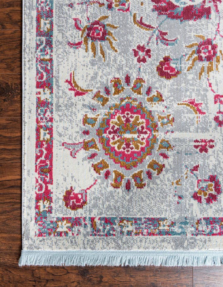 Detail image of  10' x 13' Santiago Rug