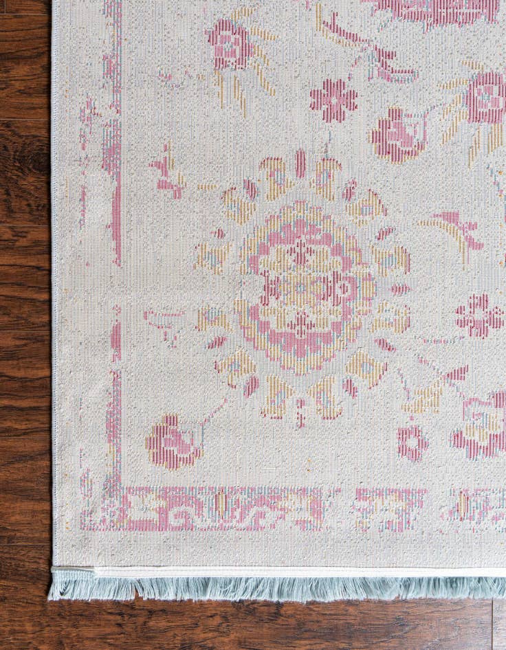 Detail image of  10' x 13' Santiago Rug