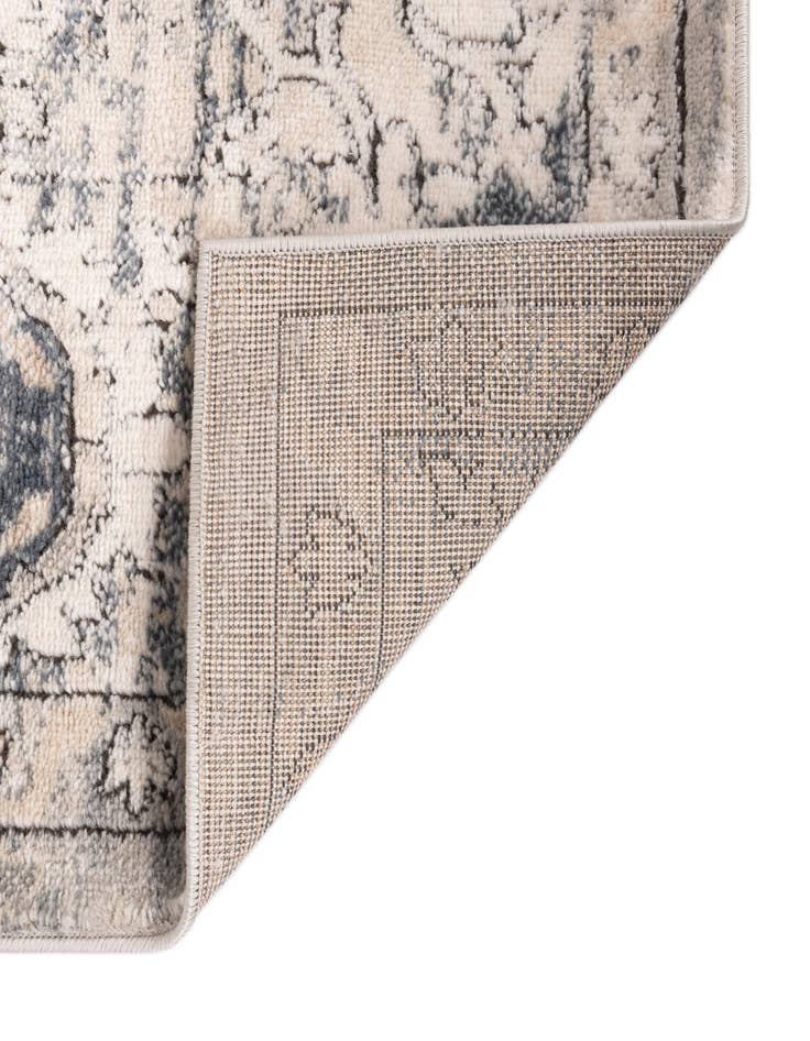 Detail image of  7' x 10' Sara Rug