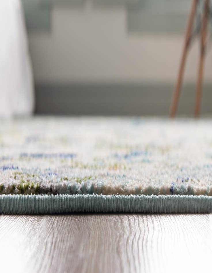 Detail image of  4' x 6'  Washable Theia Rug