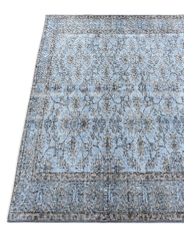 Detail image of  4' 8 x 8' 7 Ultra Vintage Wool Rug