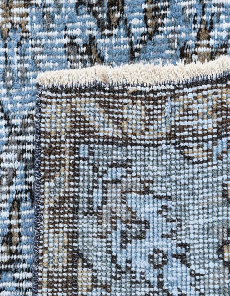 Detail image of  4' 8 x 8' 7 Ultra Vintage Wool Rug