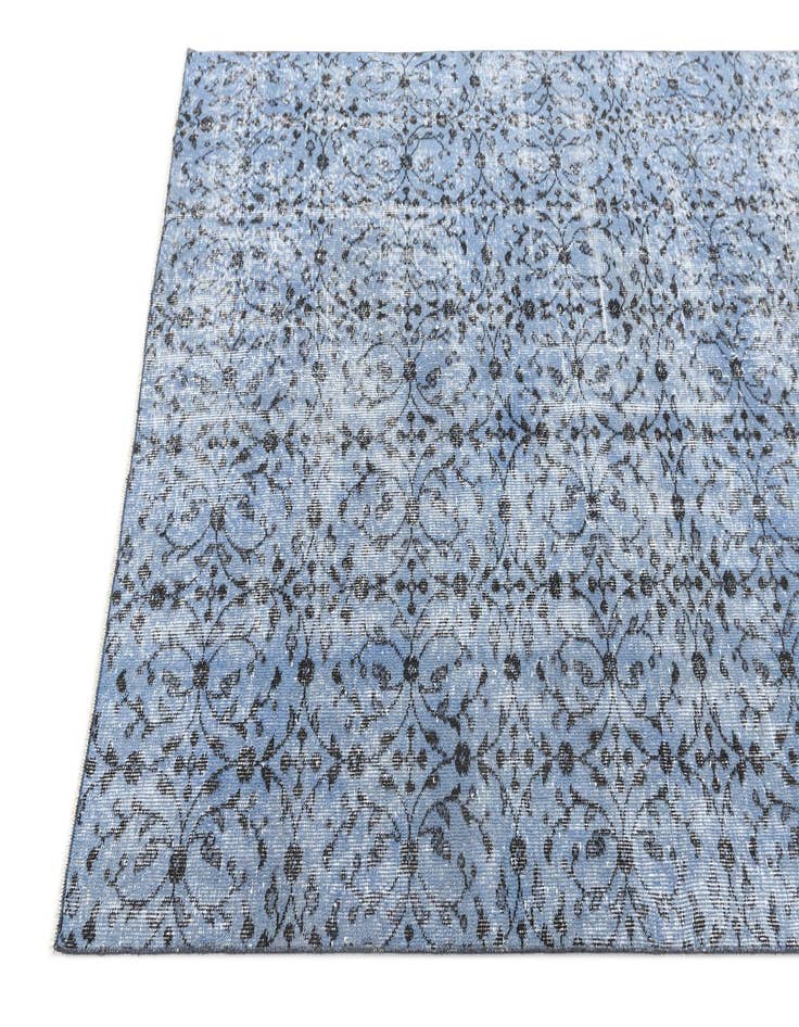 Detail image of  5' 1 x 8' 9 Ultra Vintage Wool Rug