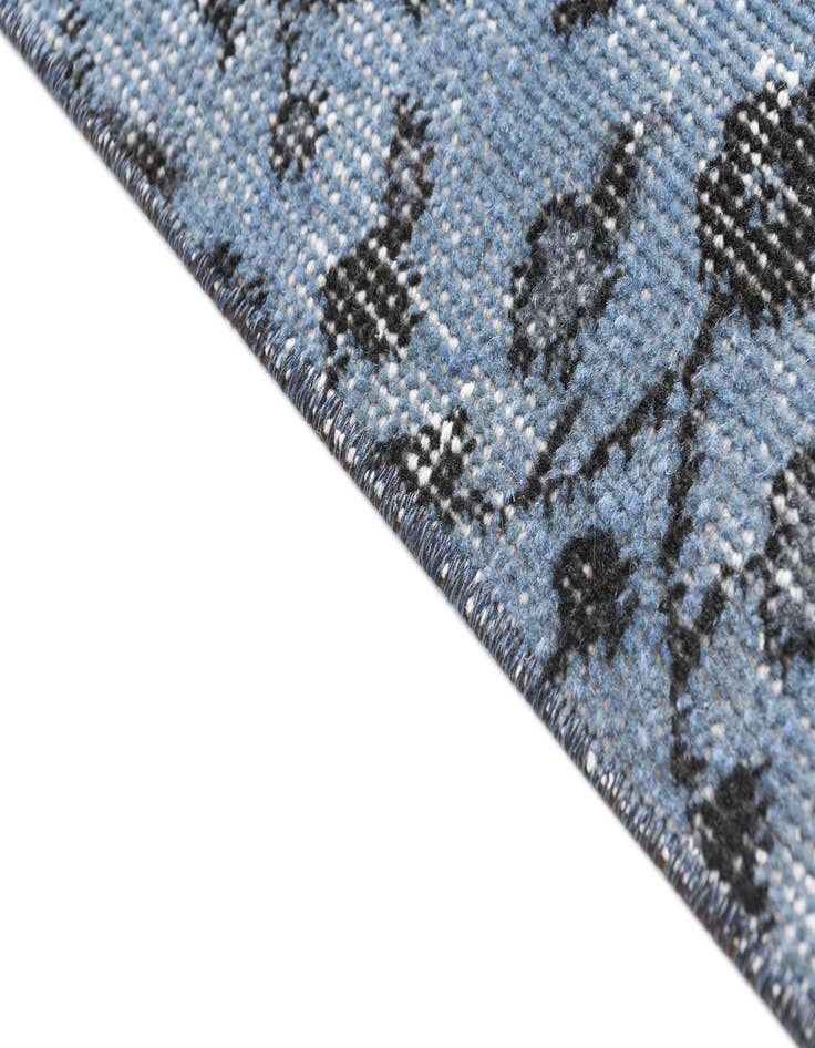 Detail image of  5' 1 x 8' 9 Ultra Vintage Wool Rug