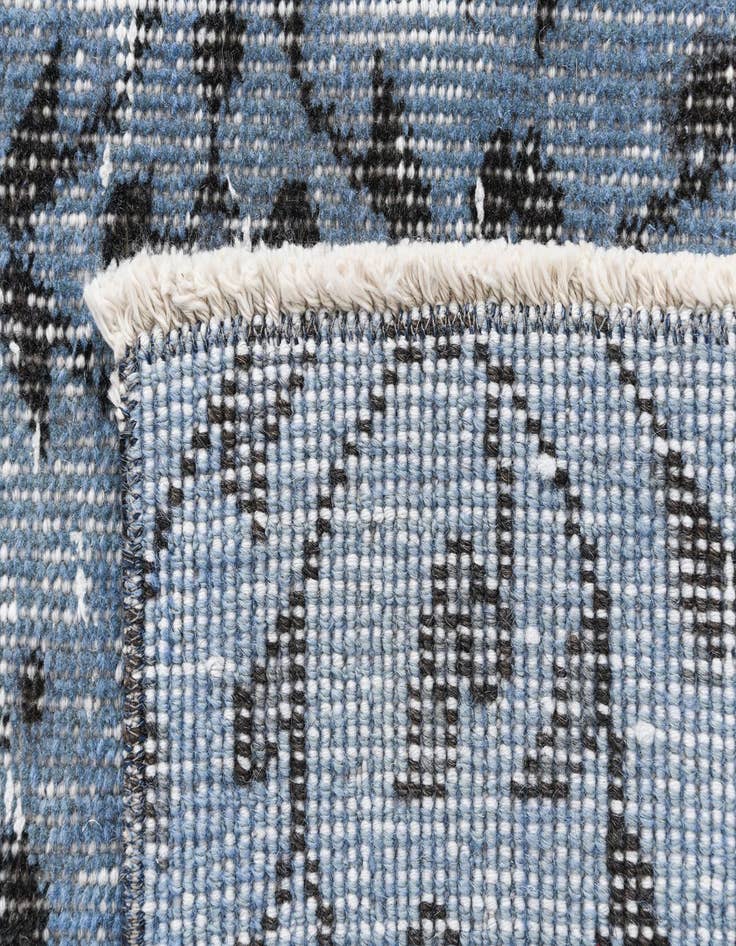 Detail image of  5' 1 x 8' 9 Ultra Vintage Wool Rug