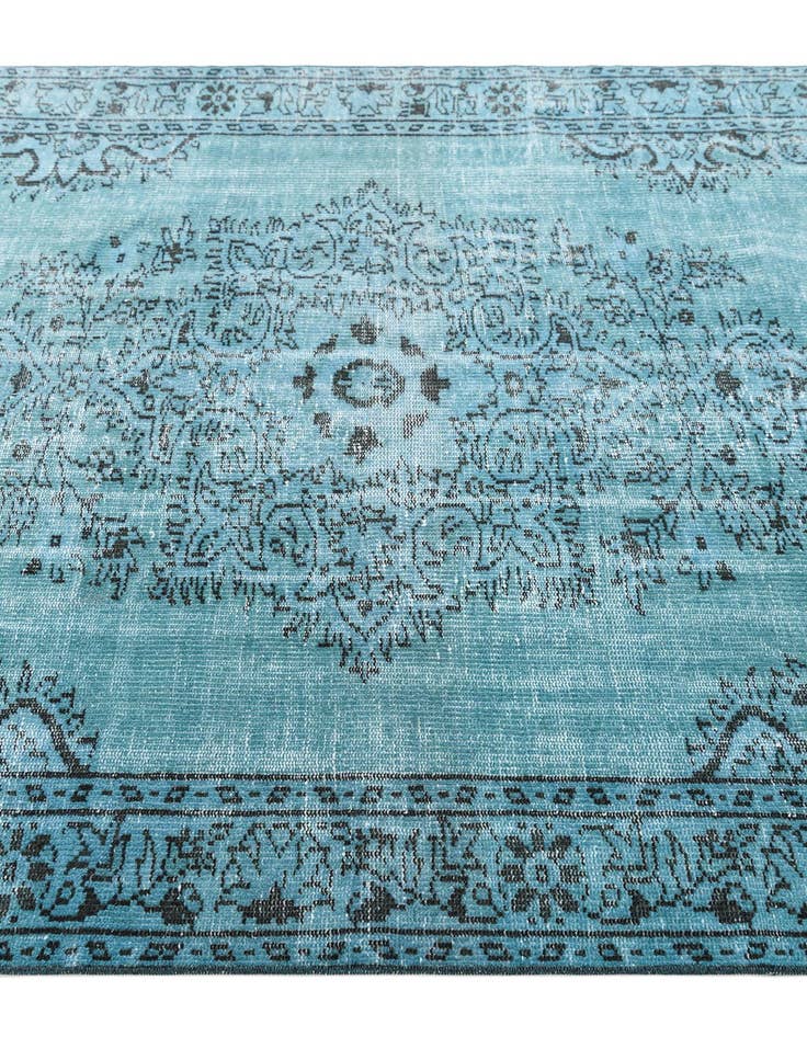 Detail image of  5' 8 x 9' 1 Ultra Vintage Wool Rug