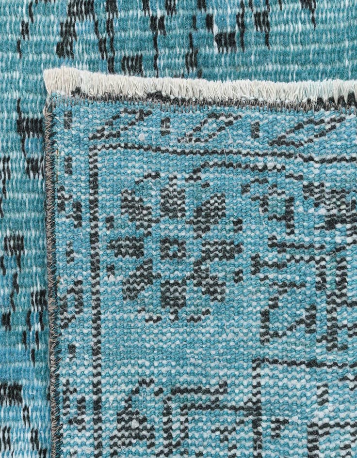 Detail image of  5' 8 x 9' 1 Ultra Vintage Wool Rug