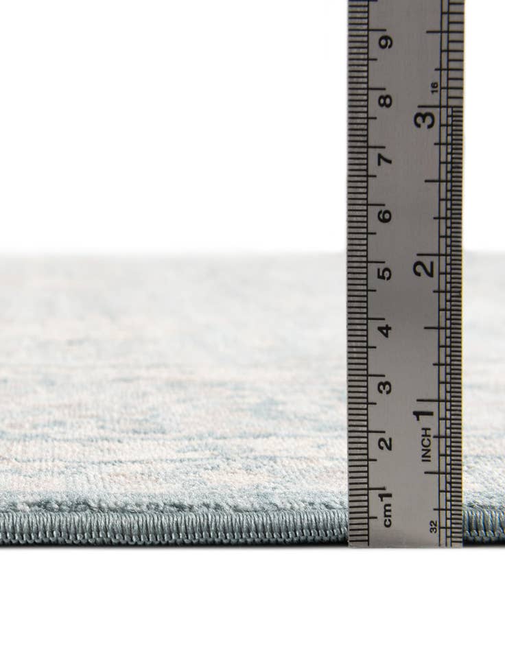 Detail image of  5' 3 x 7' 7 Victoria Rug