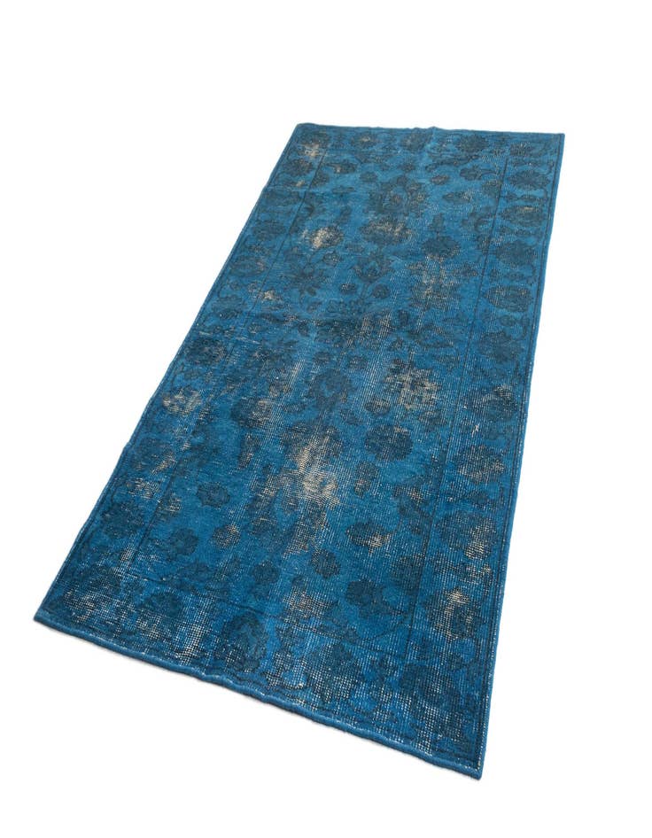 Detail image of  5' x 8' Vintage Rug