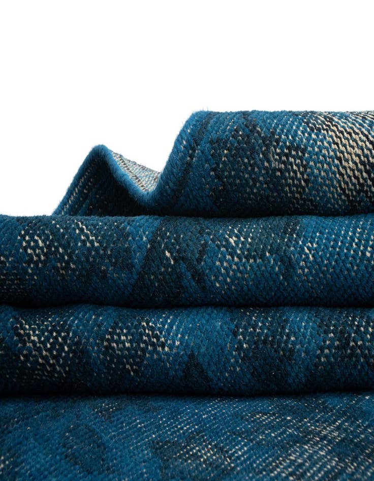 Detail image of  5' x 8' Vintage Rug