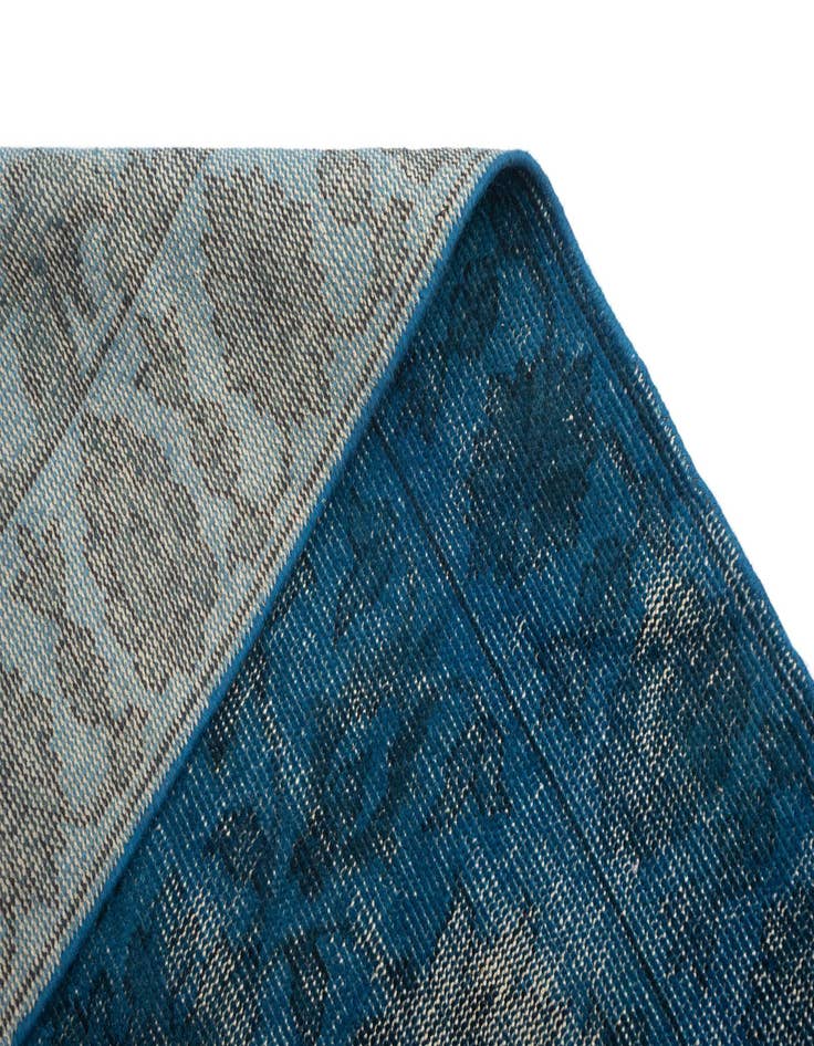 Detail image of  5' x 8' Vintage Rug