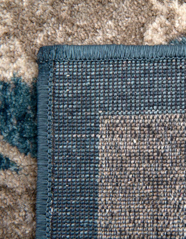 Detail image of  2' x 3' Viola Rug