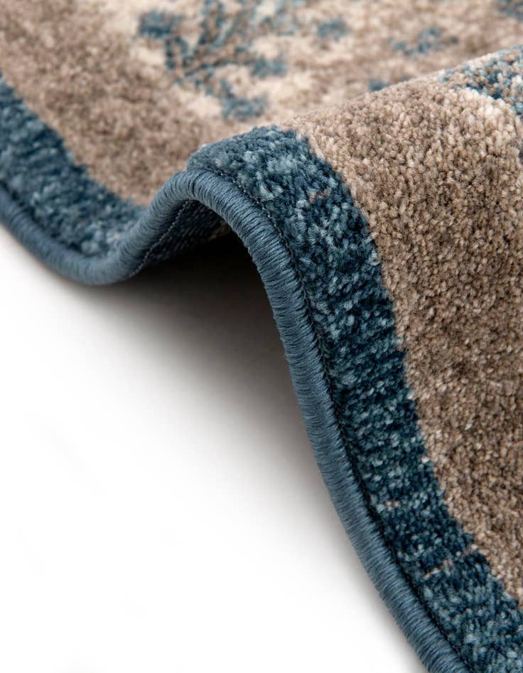 Detail image of  2' x 3' Viola Rug