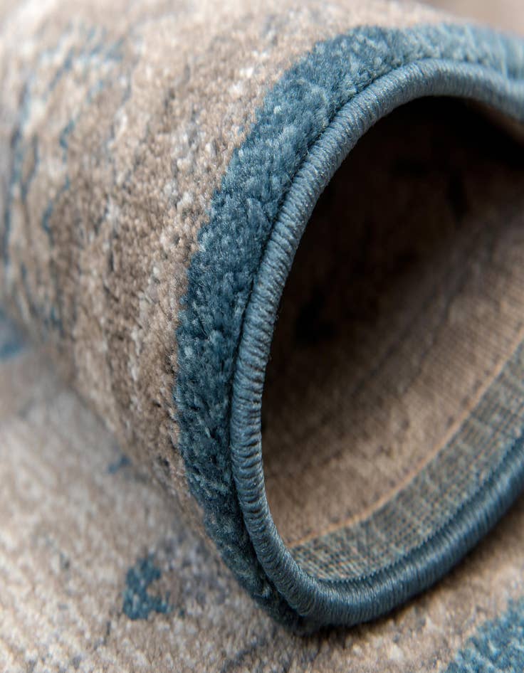 Detail image of  4' x 6' Viola Rug