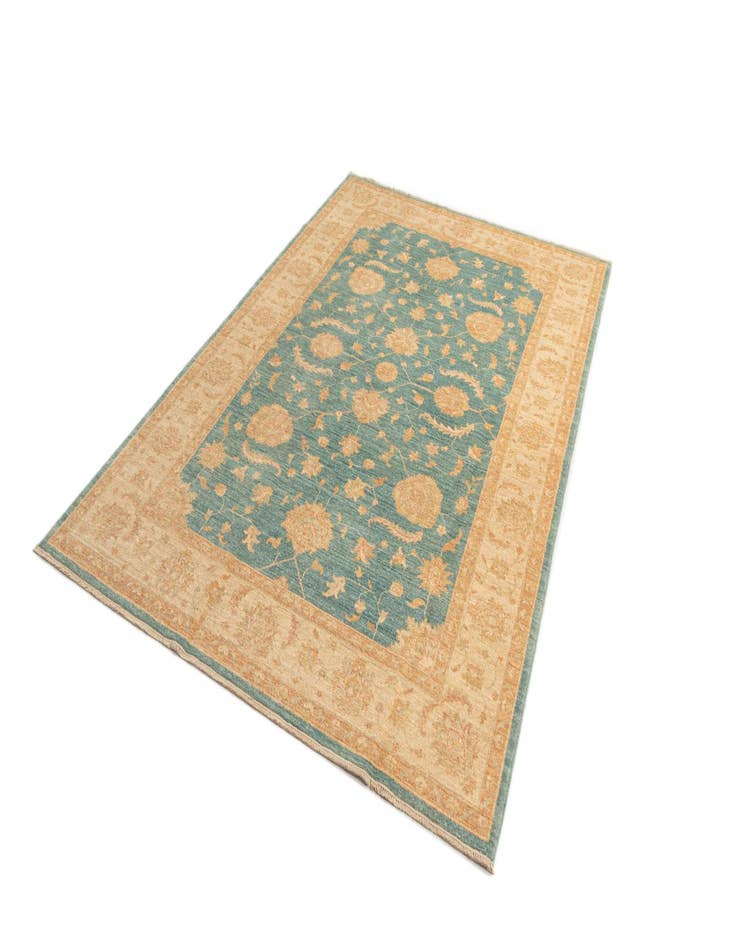 Detail image of  6' 8 x 9' 10 Ziegler Wool Rug