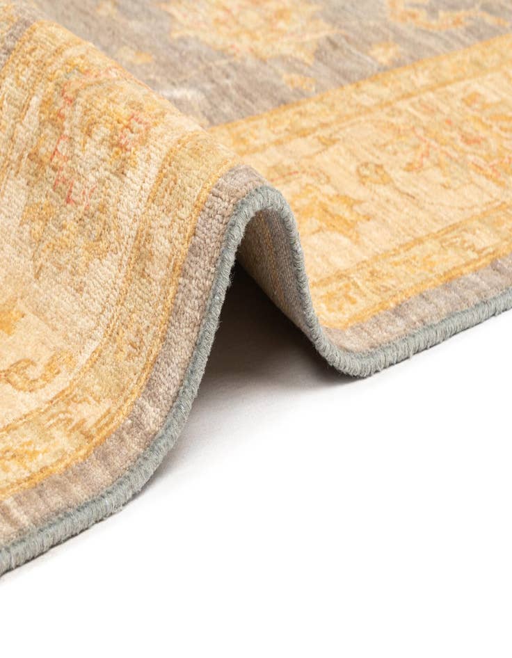 Detail image of  6' 9 x 9' 9 Ziegler Wool Rug