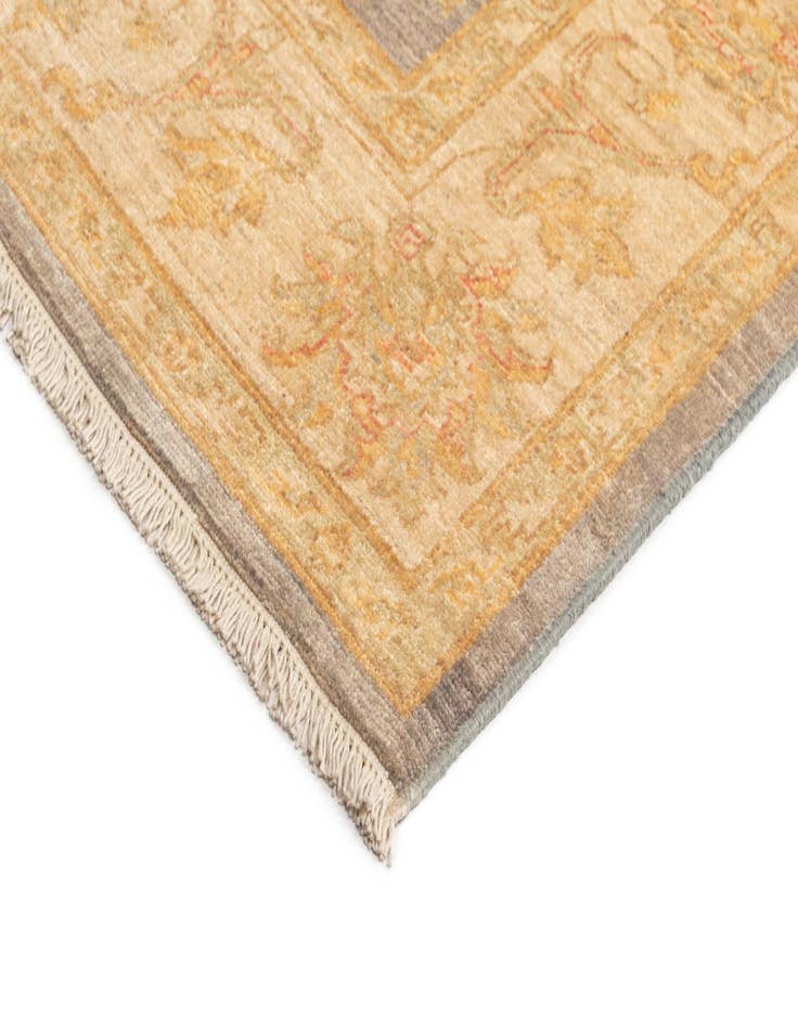 Detail image of  6' 9 x 9' 9 Ziegler Wool Rug
