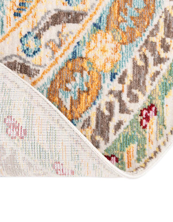 Detail image of  8' x 8' Alexis Round Rug