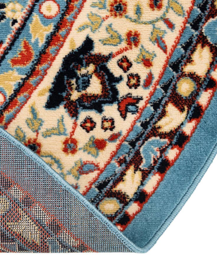 Detail image of  7' 10 x 7' 10 Amaya Round Rug