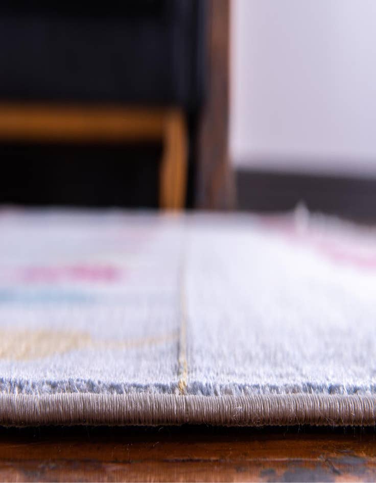 Detail image of 8' 2 x 8' 2 Dakota Round Rug