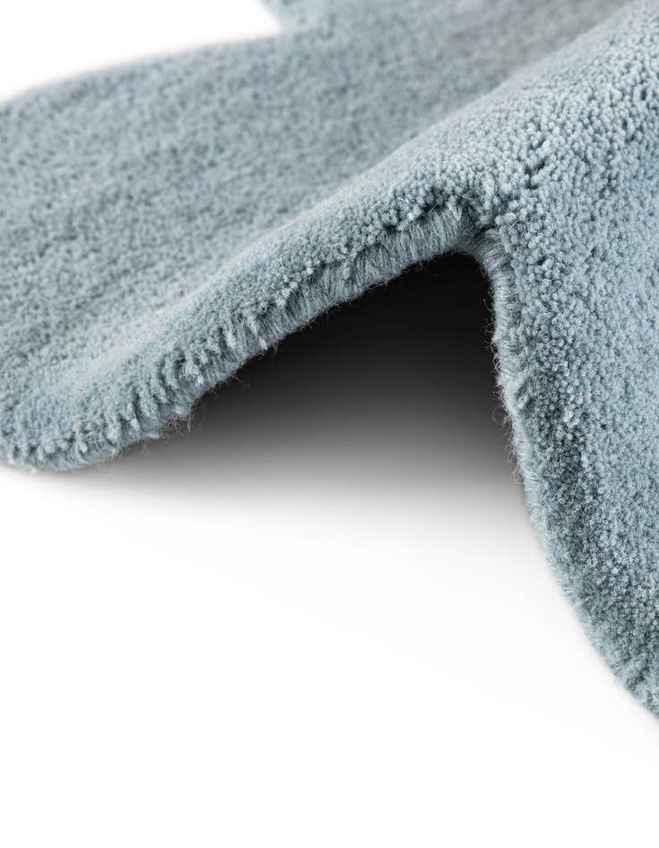 Detail image of  4' 1 x 4' 1 Happy Rugs Funky Flower Wool Round