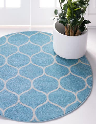  5' 3 x 5' 3 Lattice Frieze Round Rug