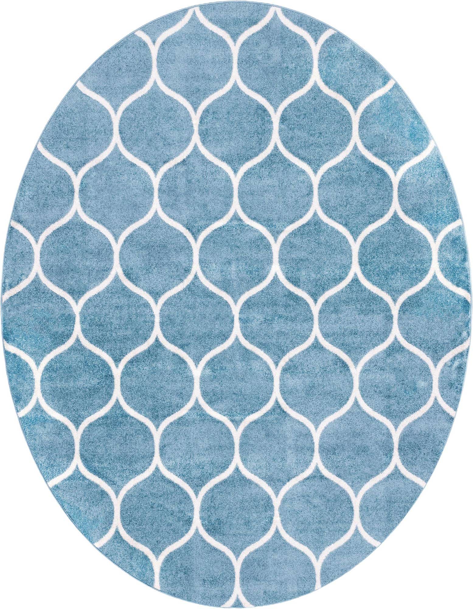 A round 7' 10 x 7' 10 light blue area rug with a white modern trellis pattern.