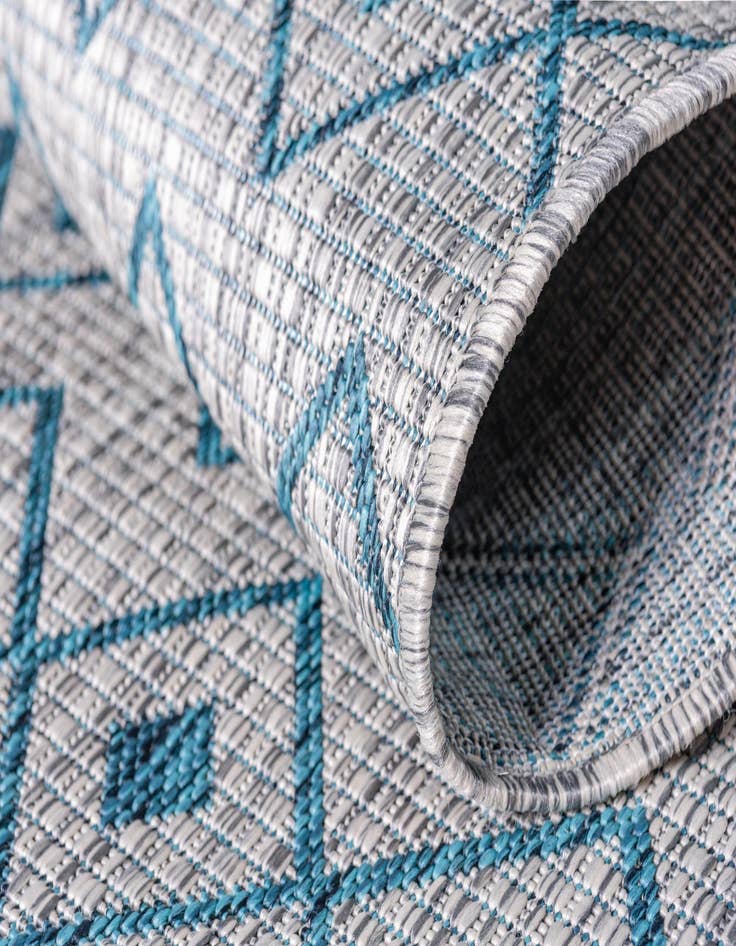 Detail image of  4' x 4'  Washable Lattice Indoor / Outdoor Round Rug