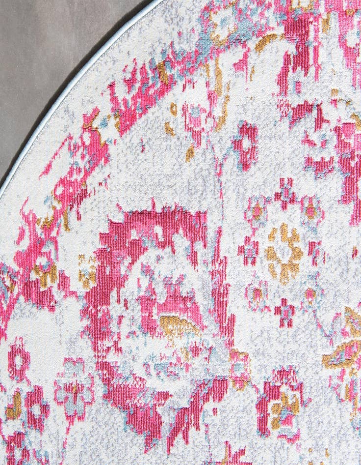 Detail image of  5' 5 x 5' 5 Santiago Round Rug